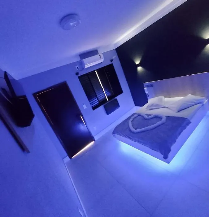Chateau Motel Campinas (Adults Only)-1